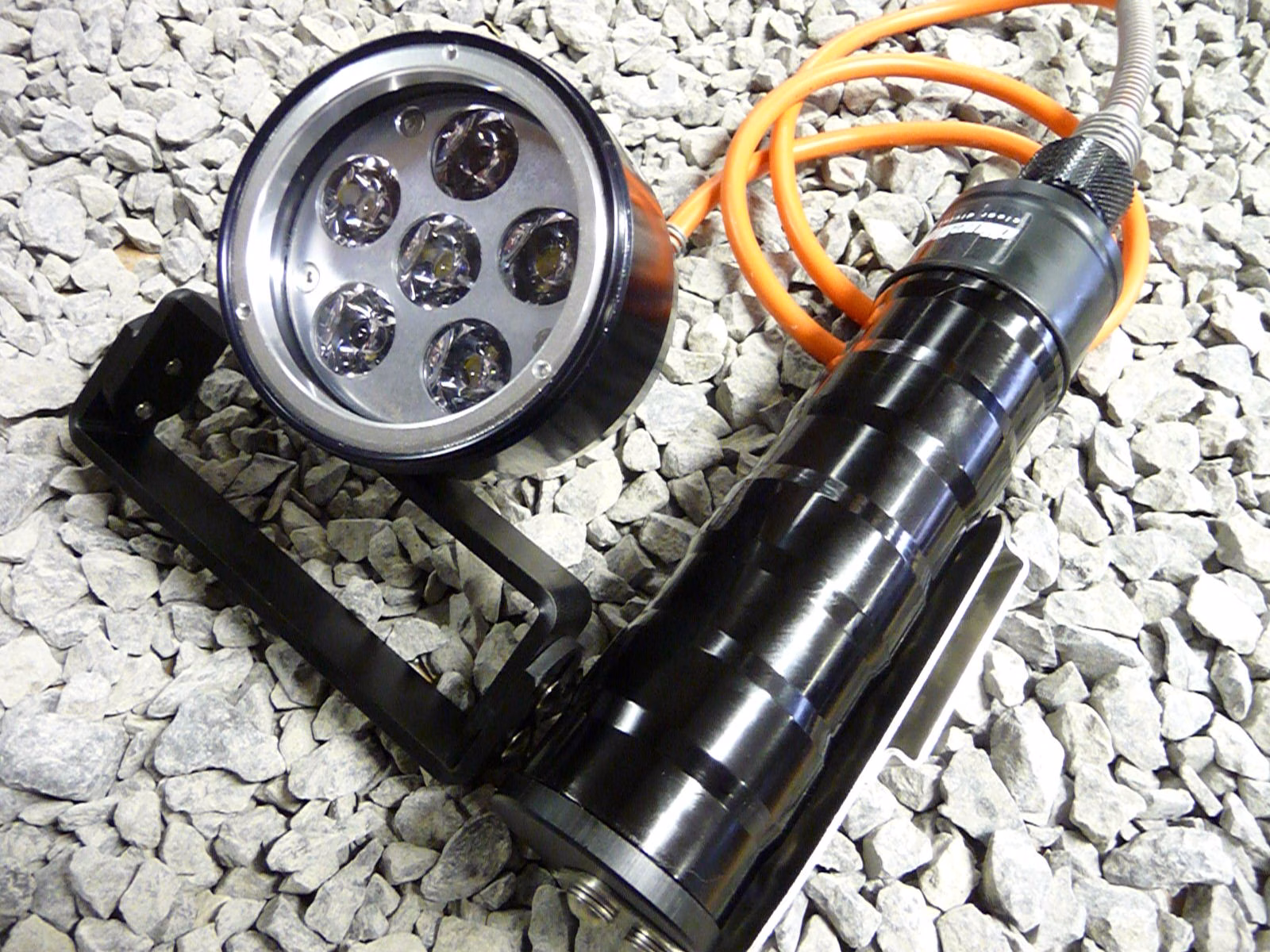 Divelight Tritone 6/8 kabellamp-0