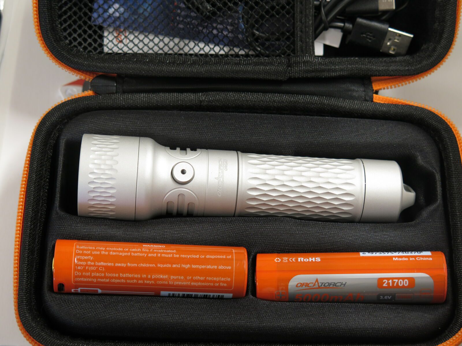 Orcatorch X7 oplaadbare duiklamp 3000lm met 2 x batterij - Afbeelding 5