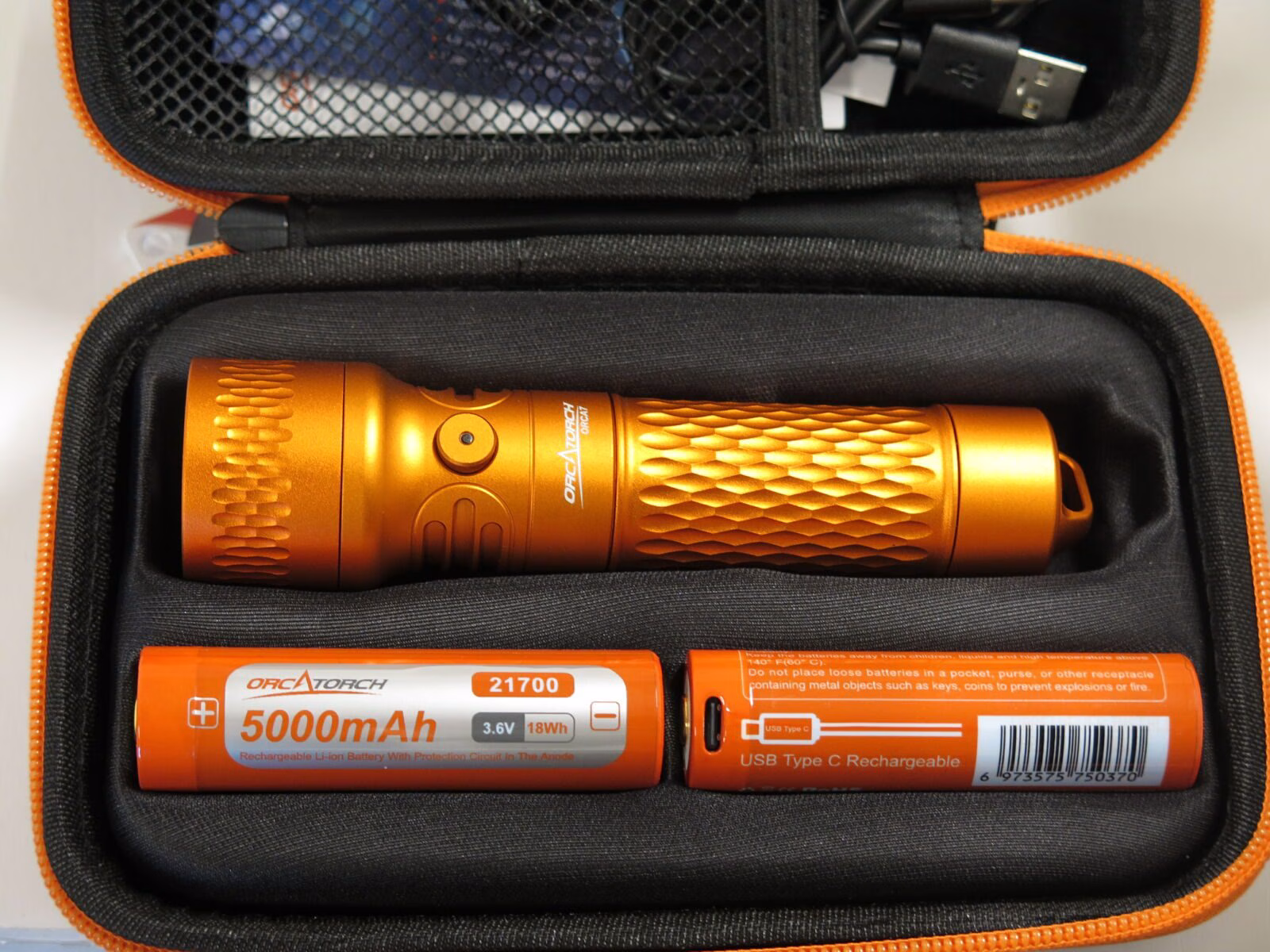 Orcatorch ORCA7 oplaadbare duiklamp 3000lm met 2 x batterij - Afbeelding 3
